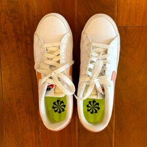 Nike Women’s Court Legacy Next Nature Sneakers / White, Medium Pink / Size 6